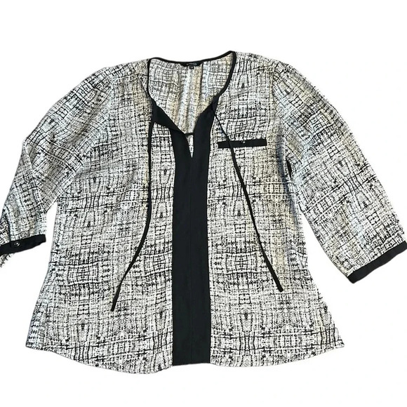 RW & CO BLOUSE, L,Colorblock, office siren , event ,black ,key hole pockets,EC - Picture 11 of 15